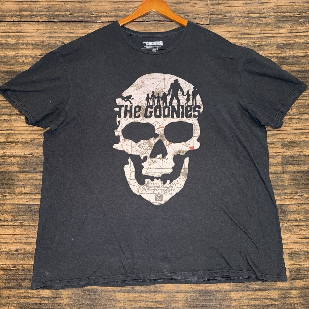 The Goonies Skull Treasure Map Graphic T-Shirt Mens 2XL Black Hybrid Apparel